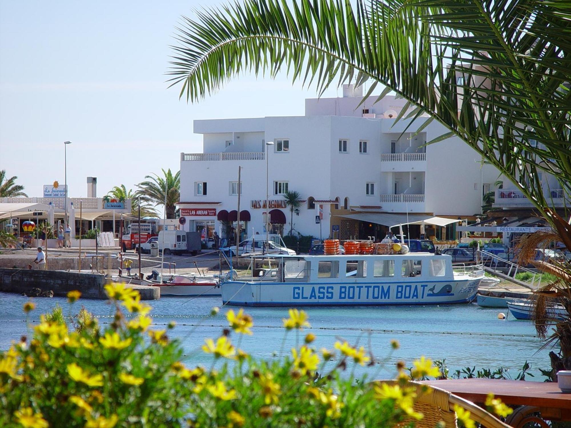 Hotel Boutique Las Arenas Es Cana Esterno foto